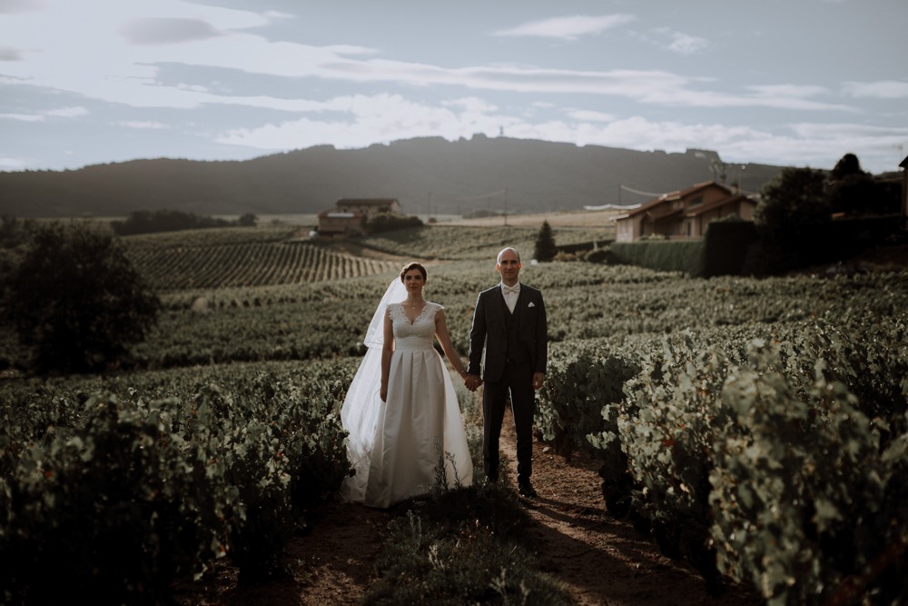 Mariage château de Bellevue, atelier emelia, emotion, mariage emotion, photographe, robe de mariée, émotions, souvenir, Jour J, mariage franco allemand, séance couple beaujolais, séance couple mariage lyon, séance couple amoureux, séance couple lyon, engagement, mariage bohème chic, mariage rock and roll