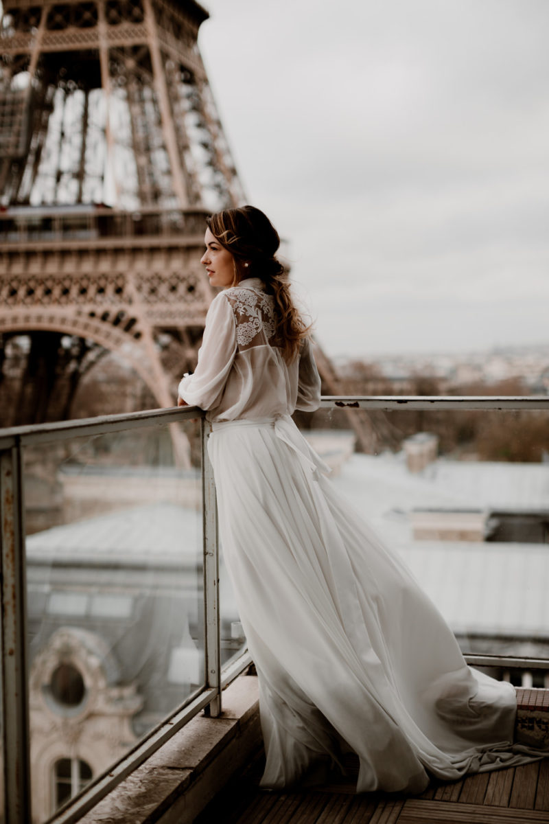 Photographe mariage Paris - séance couple tour eiffel - séance couple Paris - elopement paris - Shooting couple paris -Montmartre