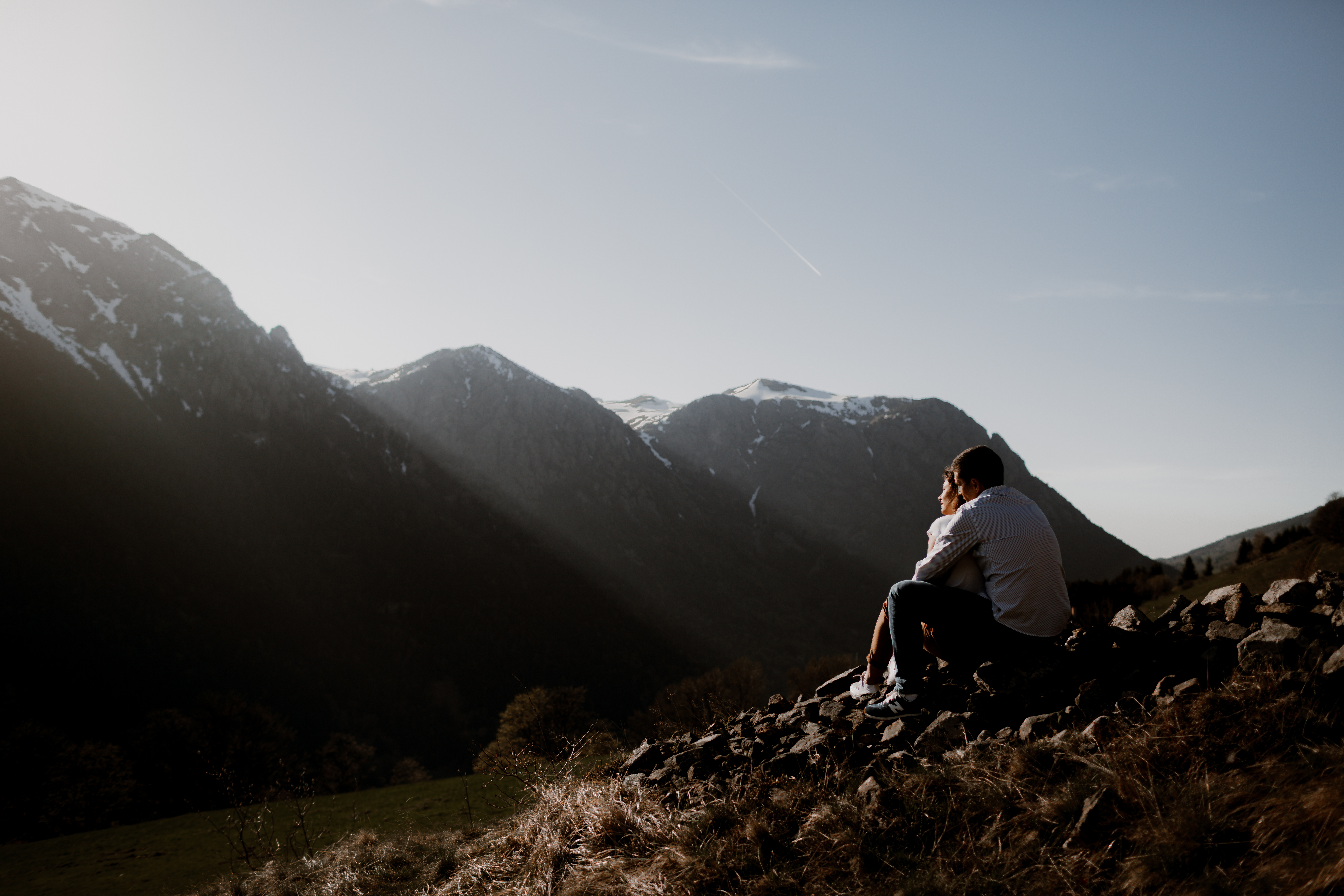 Séance couple Grenoble - Séance engagement Isere - Séance engagement Grenoble - Séance engagement Alpes - Séance engagement Montagne - Photo couple montagne-