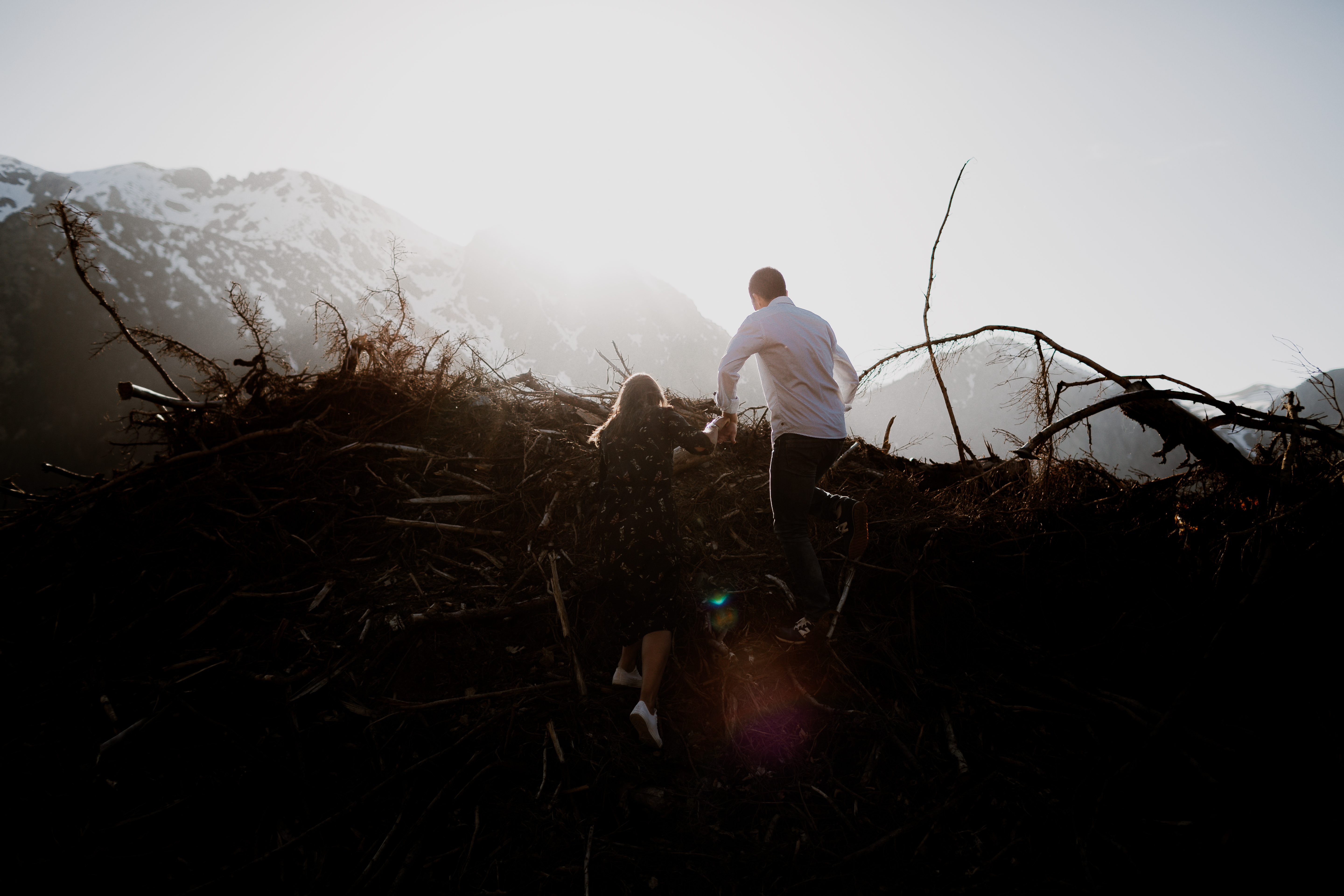 Séance couple Grenoble - Séance engagement Isere - Séance engagement Grenoble - Séance engagement Alpes - Séance engagement Montagne - Photo couple montagne-