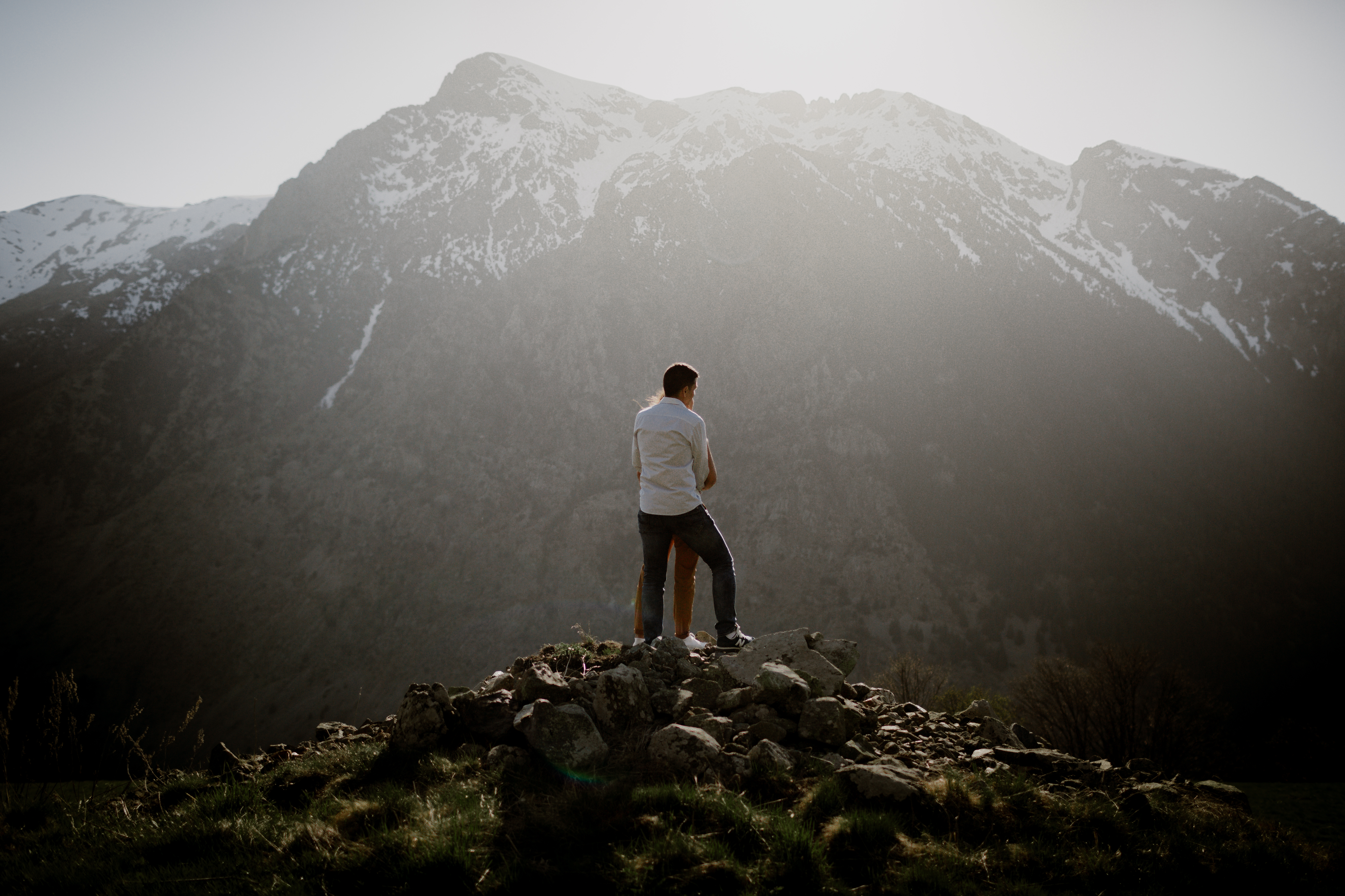 Séance couple Grenoble - Séance engagement Isere - Séance engagement Grenoble - Séance engagement Alpes - Séance engagement Montagne - Photo couple montagne-