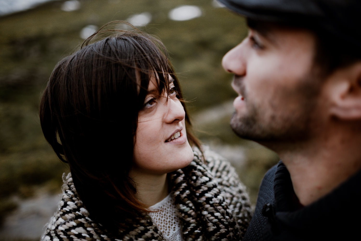 Séance couple haute-Savoie - séance couple Annecy - Séance couple montagne - séance couple Chambéry - photo de couple savoie - photo de couple chambery -